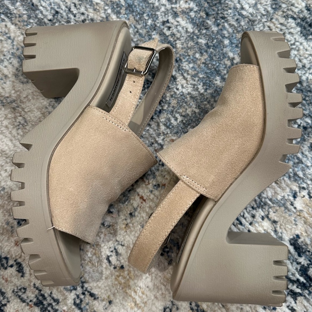Steve Madden Tan Platform Shoes with Chunky Heel